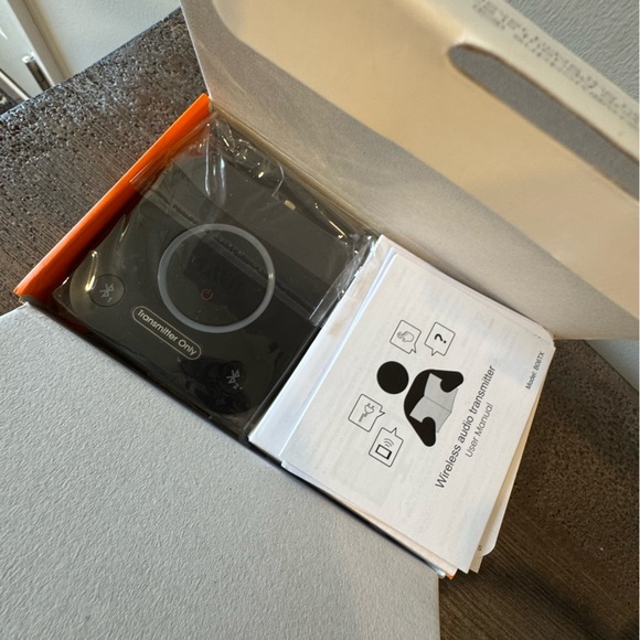 1Mii | Bluetooth Transmitter | New in open box - Picture 3 of 3